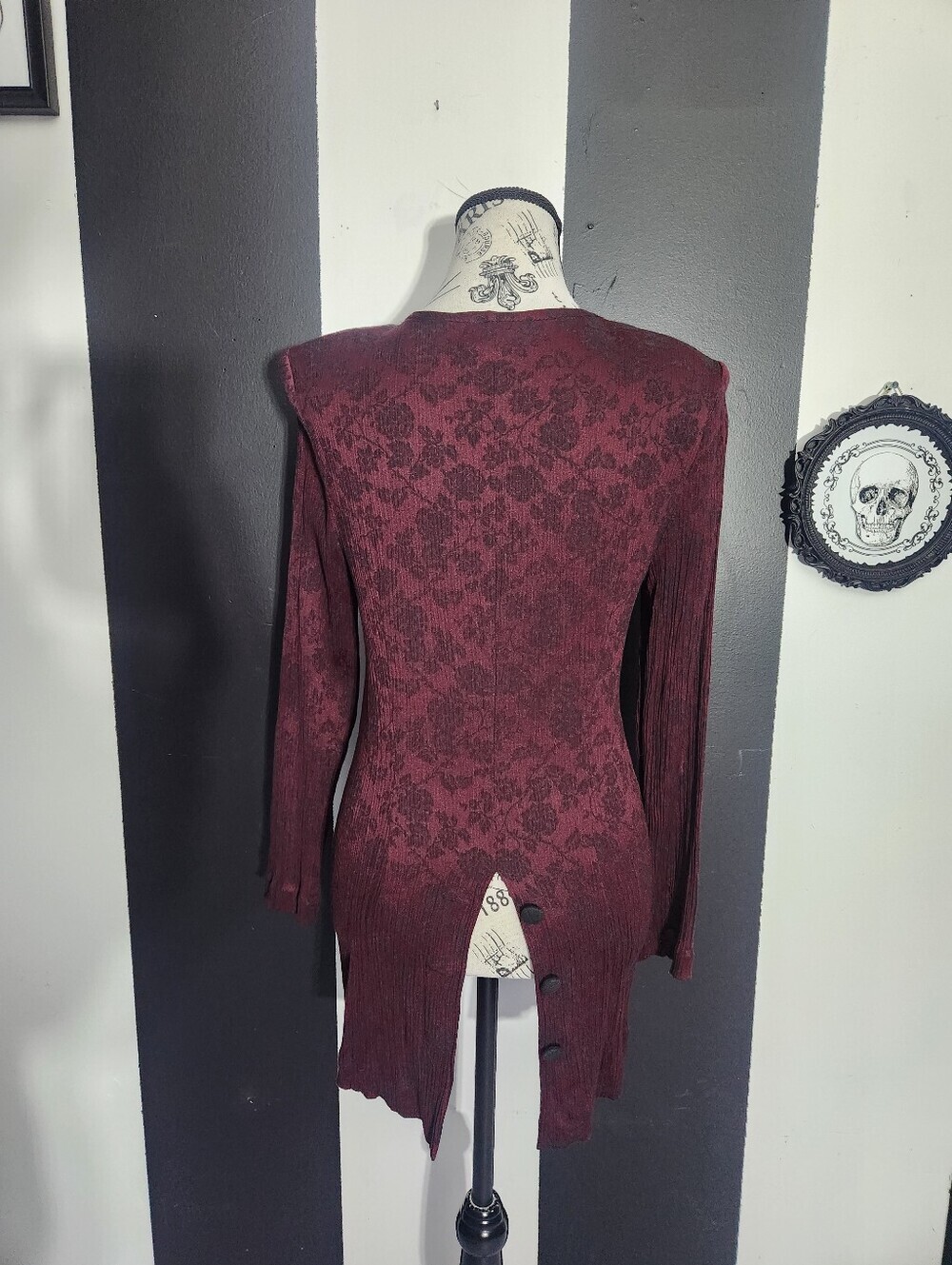 Vintage Burgundy Jacquard Longline Button Blazer - Picture 4 of 5